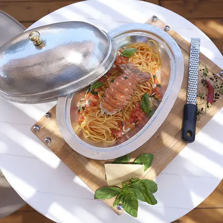 מלון Kuum & גולטורקבוקו