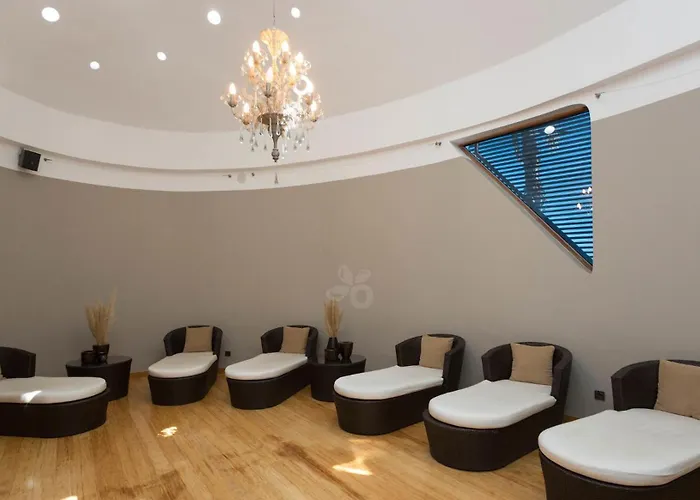 وسبا كوم فندق