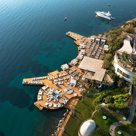 Otel Kuum &